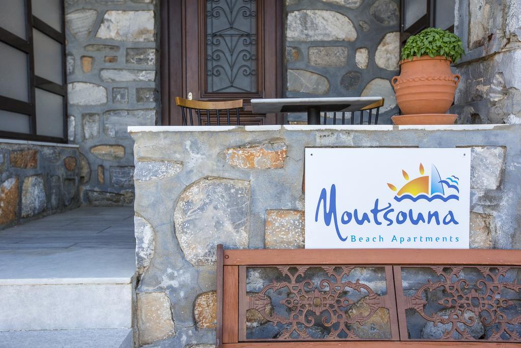 Moutsouna Beach Luaran gambar